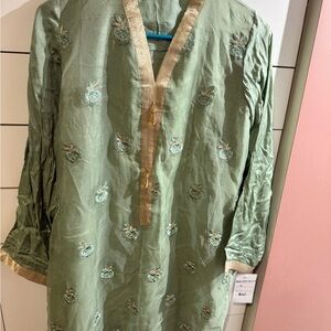 Green Embroidered Men's Shirt